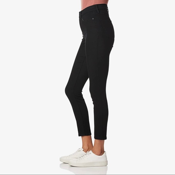 NEW Calvin Klein Women's Black High Rise Skinny Jeans Soft Repreve Plus Size 22W - Picture 7 of 10